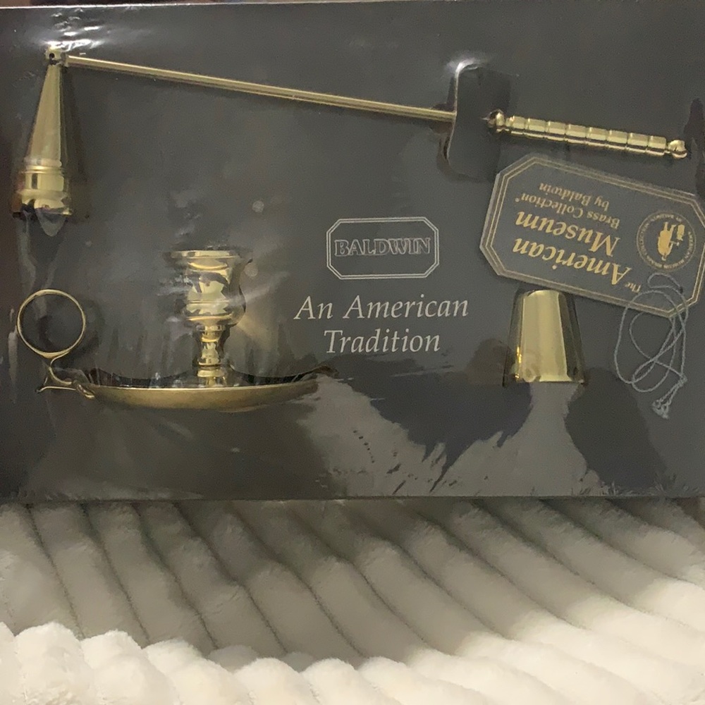 Vintage but new in box/ plastic/The American Museum Collection by Baldwin